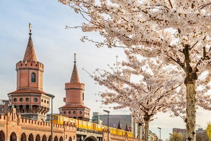 Oberbaumbrücke im Frühling Oberbaumbrücke im Frühling